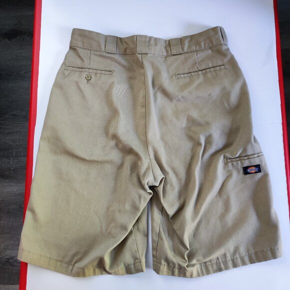 Dickies Short Loose Fit Flat Front Casual Cream men's size 35 - Picture 3 of 12